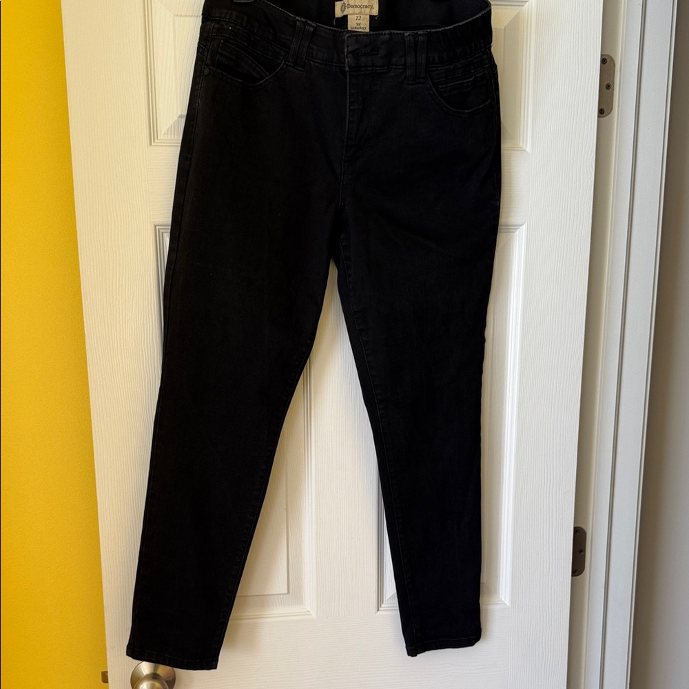 Women’s democracy black skinny jeans